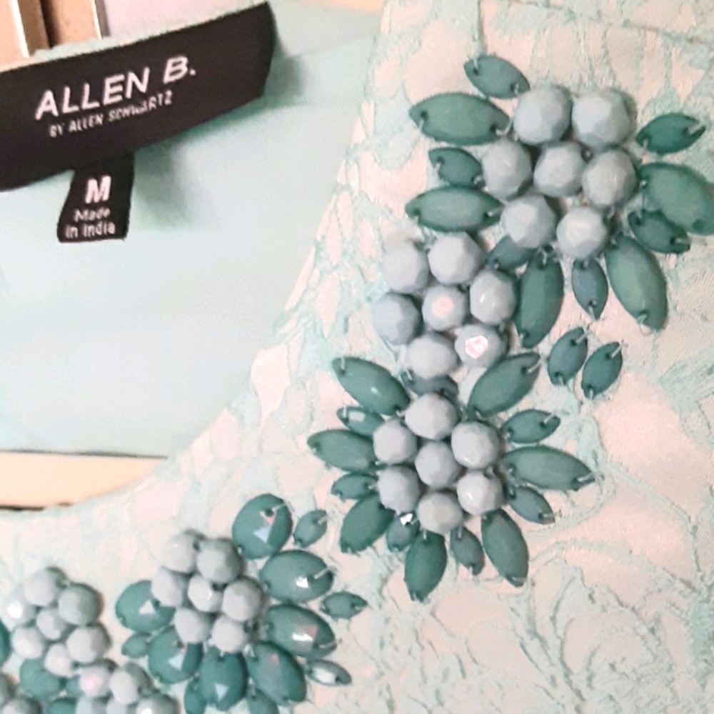 NWOT ALLEN B. Floral Jeweled Shift Dress - Picture 5 of 7